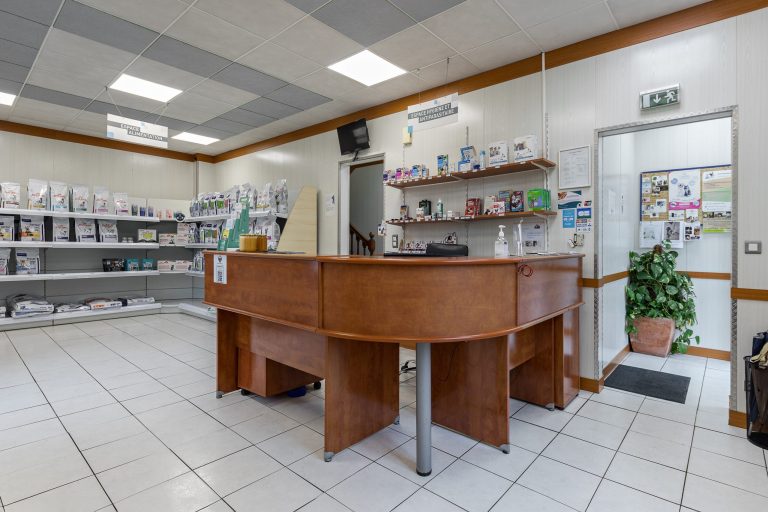 Comptoir accueil clinique vétérinaire