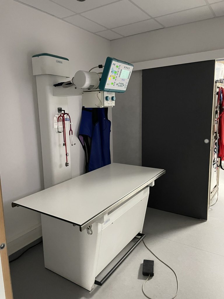 Salle de radiologie vétérinaire